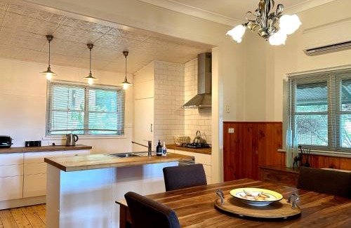 Beechworth House | Cherry Blossom Cottage - Beechworth-Getaways
