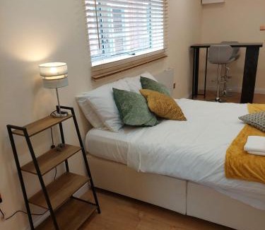 Cherry Hinton Apartment | Cherry studio apartment