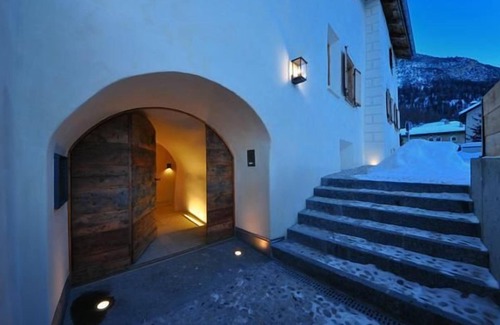 La Punt-Chamues-ch House | Chesa Chamuera