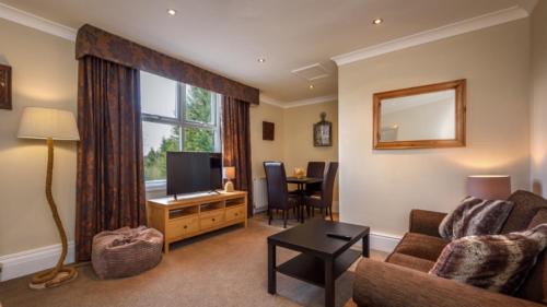 Trafford Hotel | Cheshire Hospitality Ltd Trading As Lennox Lea Studios and Apartments