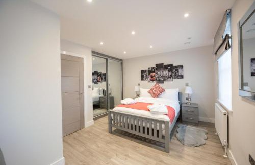 Reading Apartment | Chester House