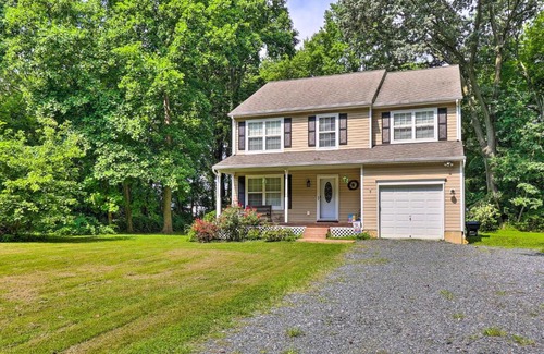 Tolchester Beach House | Chestertown Family Hideaway with Kayaks and Deck!