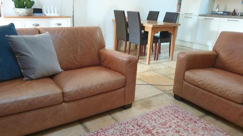 Martock House | Chestnut Cottage
