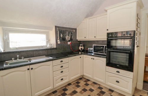 Wooler Cottage | CHEVIOT HILLS, pet friendly, with hot tub in Wooler