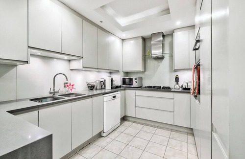 Chelsea Riverside House | Cheyne Walk | Pro-Managed