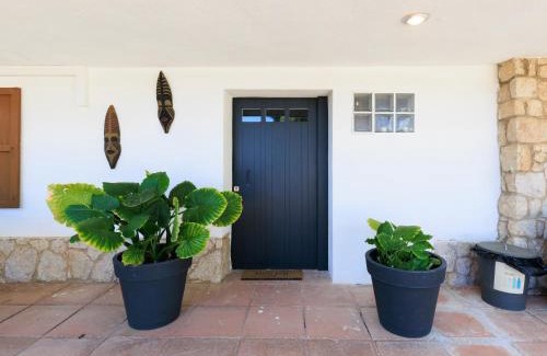Castellvell House | CHEZ ADELA