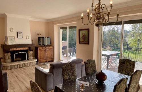 Onet-le-Chateau House | Chez BON ET MONE