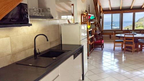 Terre-de-Haut House | Chez Claire & Eric