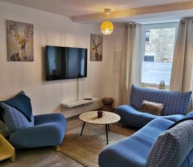 Hargnies House | Chez Constant