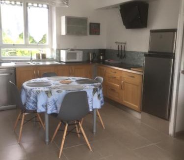 Trebes Apartment | Chez Domi