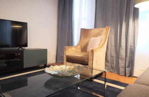 Saint-Roch Apartment | Chez Edouard by Hébergements DCL