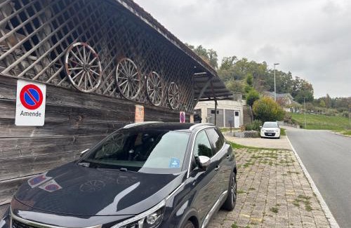 Surpierre Apartment | Chez Fifi