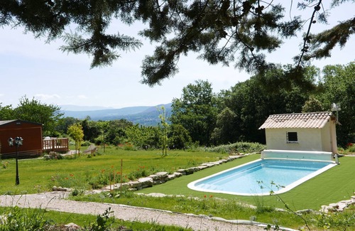 Viviers House | Chez Gabriel et Julie - 3 bedroom bungalows with swimming pool