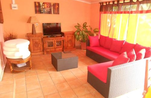 Saint-Andre House | CHEZ JACQUELIN ET DORLYS