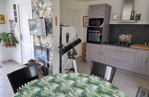 Gareoult House | "Chez Jeannot" Spacious housing 53m ² quiet