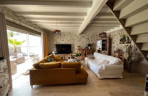 Le Teich House | Chez Karantez