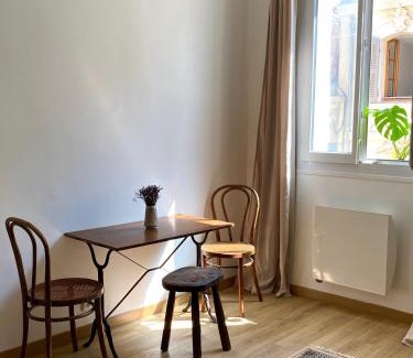 Thiers Apartment | Chez Léo, Charme et Confort 5 min Gare 10 min Vieux Port