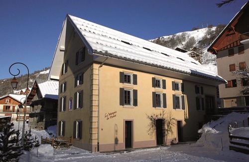 Valloire Apartment | Chez le Marquis du Pontet 5:12 people in the resort center and at the foot of the slopes