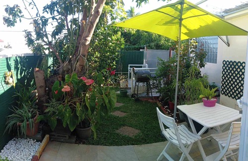 Saint-Paul House | Chez Loulou et Ninie