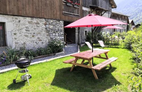 Samoens Apartment | Chez Lucienne, jacuzzi et sauna