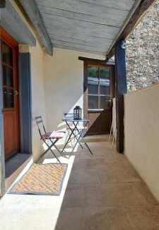 Fraissinet-de-Fourques Apartment | Chez Maxime