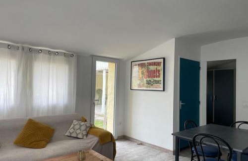 La Tremblade Apartment | Chez moon Joli appartement rénové proche centre et parking privé