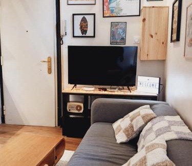 Toulouse East Apartment | chez Nino le surfer Globe- trotteur