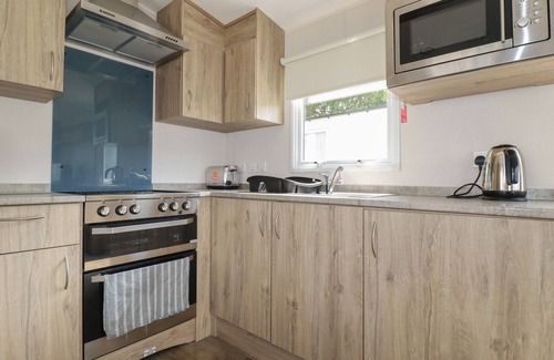 Newquay Cottage | CHEZ NOUS, pet friendly, character holiday cottage in Crantock