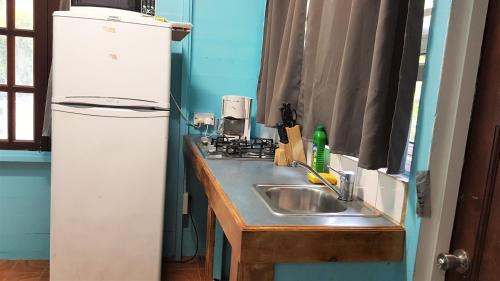 Roseau House | Chez Ophelia Cottage Apartments