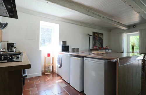 Saint-Sauves-d'Auvergne House | Chez Théo, a typical Auvergne house