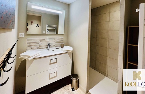 Buis-les-Baronnies Villa | Chez Tontine 8 people pool St Julien view air conditioning