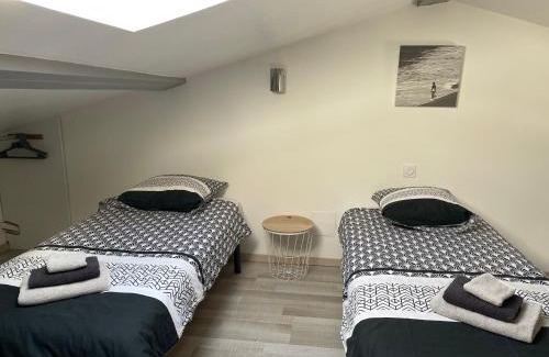 Montbrun-des-Corbieres Apartment | Chez Tony et Laurie