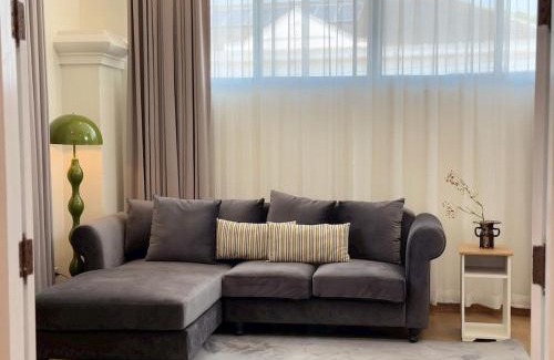 Wat Ket Villa | ChiangMai RedDoor Pool Villa