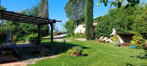 Castelnuovo Berardenga Apartment | CHIANTI - Lovely Cottage with Parking & Garden!