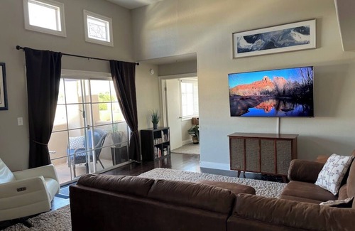 Cabo Del Rio Condo | Chic 2-bedroom condo in Scottsdale - January bonus free stay in Sedona.