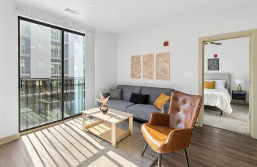 Five Points South Apartment | Chic 2BR Apartment Prime Downtown Stay