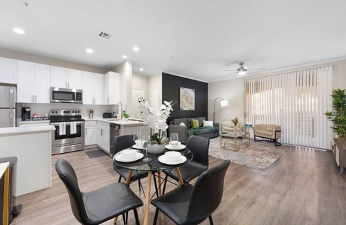 McDowell Mountain Apartments Apartment | Chic 2BR Pool Gym Parkng Near Mayo Clnc Westwrld