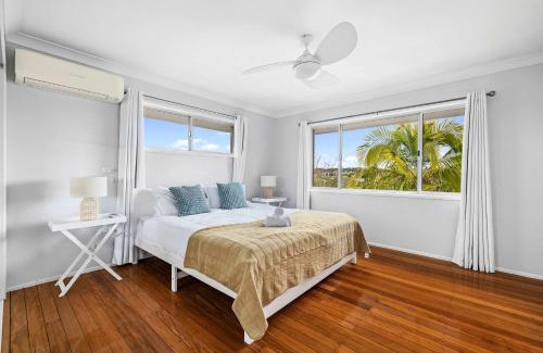 Rochedale South House | Chic 3BR Home with Pool in Rochedale South