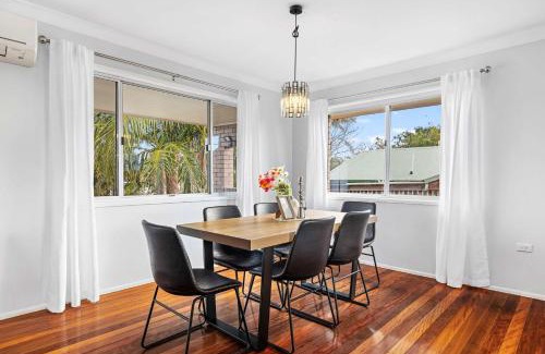 Rochedale South House | Chic 3BR Home with Pool in Rochedale South