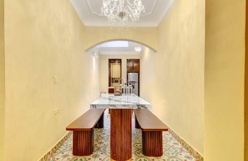 La Candelaria House | Chic 4BR Getaway in Vibrant La Candelaria