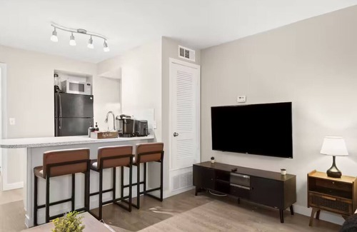 Allandale Apartment | Chic and Cozy Loft near Q2 Stadium & North ATX