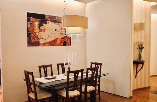 Monteverde Apartment | Chic and Elegant Apartment in the heart of Rome