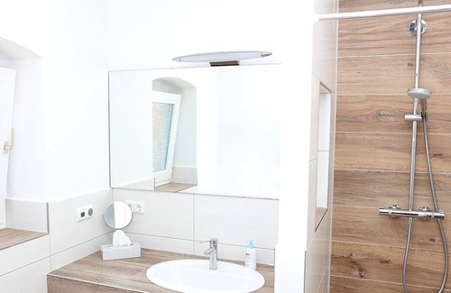 Lemkendorf Apartment | Chic apartment "Utspann" on the farm "Hofbude Fehmarn"