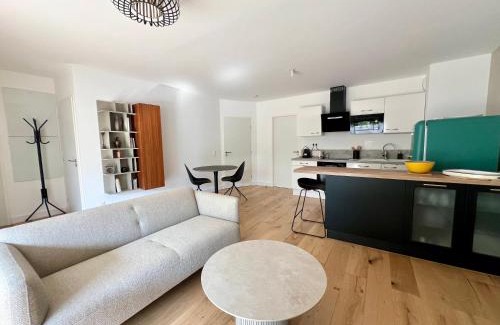 La Rochelle Apartment | Chic apartment with beautiful terrace in La Rochelle