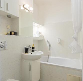 Mirow Apartment | Chic Apartments Warsaw - Stylish & Central, Żelazna Street