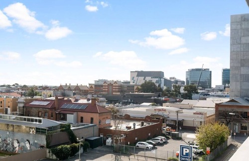 Adelaide Central Business District Apartment | Chic CBD 2BR Retreat: Walkable, Free Wi-Fi
