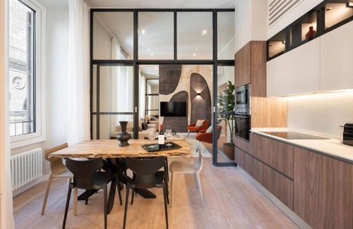 Duomo Apartment | Chic City-Centre Apartment with Patio Near the Duomo & Uffizi in Florence