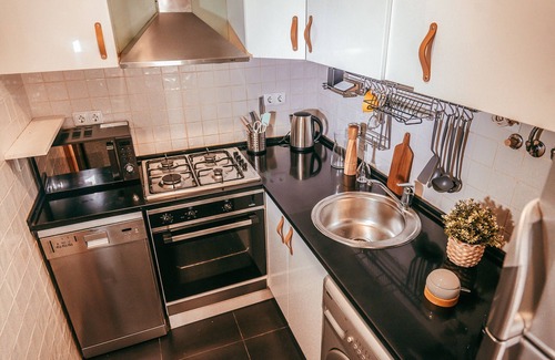 Santa Isabel Apartment | Chic & Classy Lisboa by GT House