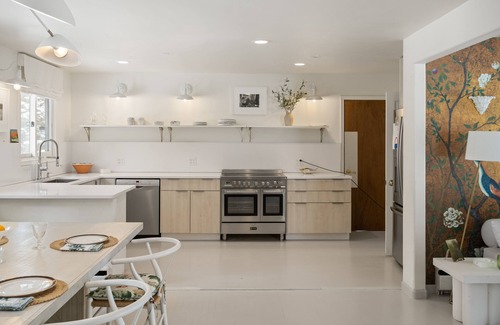 Aspen House | Chic Designer Home on Golf Course. Minutes from Ajax, Highlands and Buttermilk