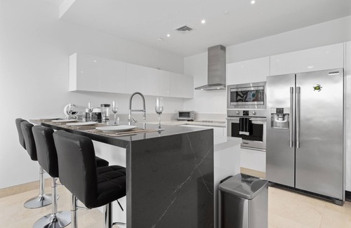 Oranjestad Condo | Chic downtown 2 bedroom condo at Coral Shell